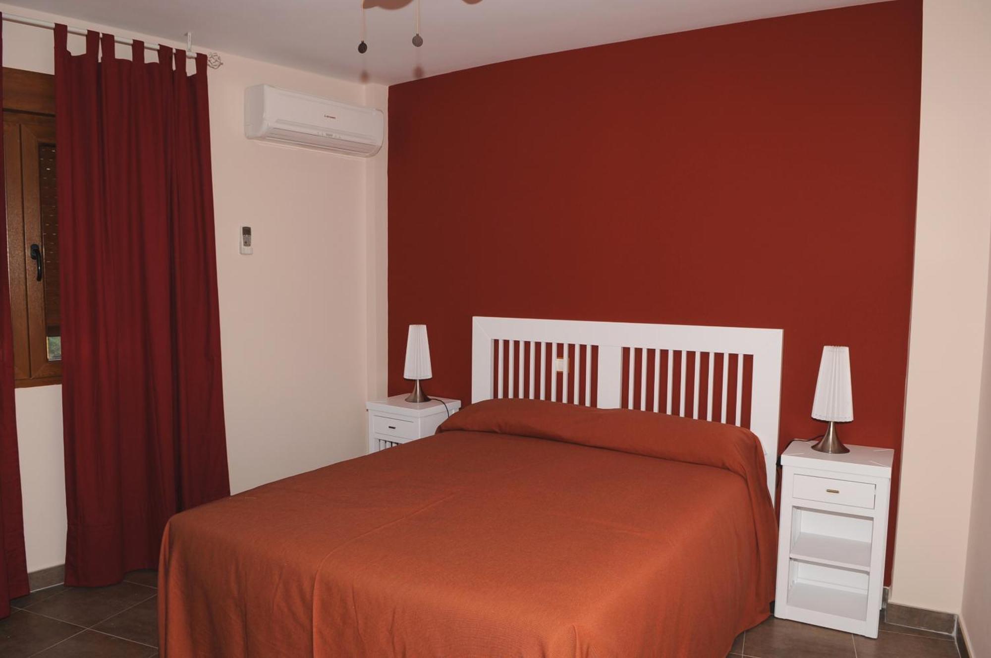 Edificio Reyes Apartment La Adrada Ngoại thất bức ảnh