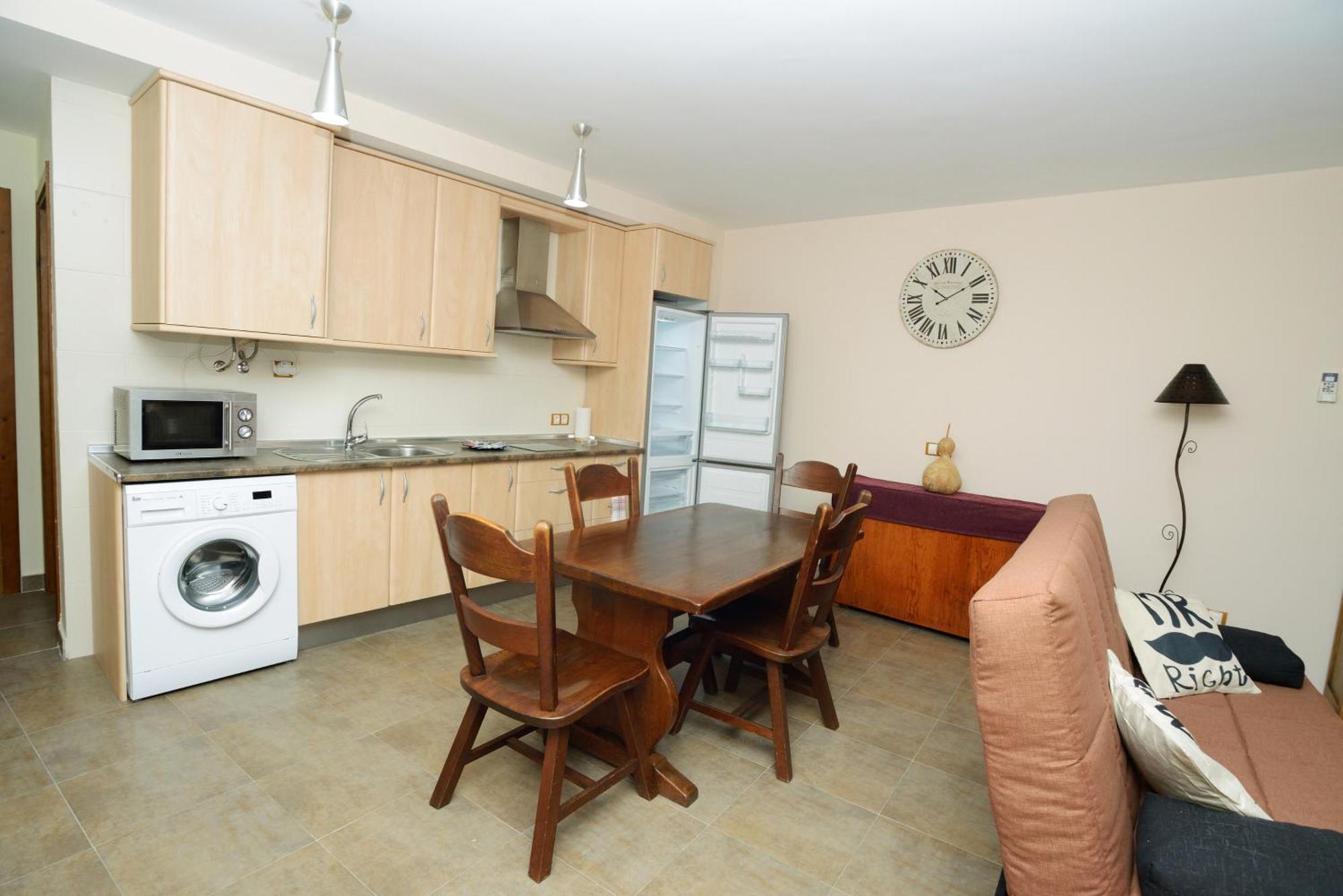Edificio Reyes Apartment La Adrada Ngoại thất bức ảnh